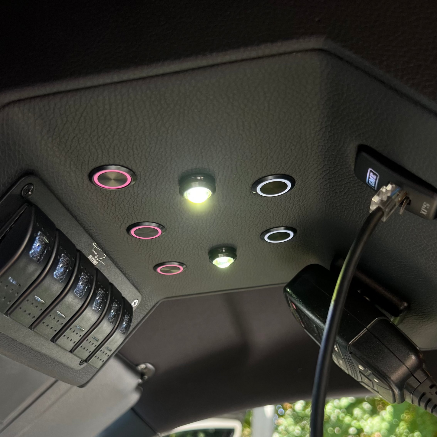 N70 HILUX Long Consoles