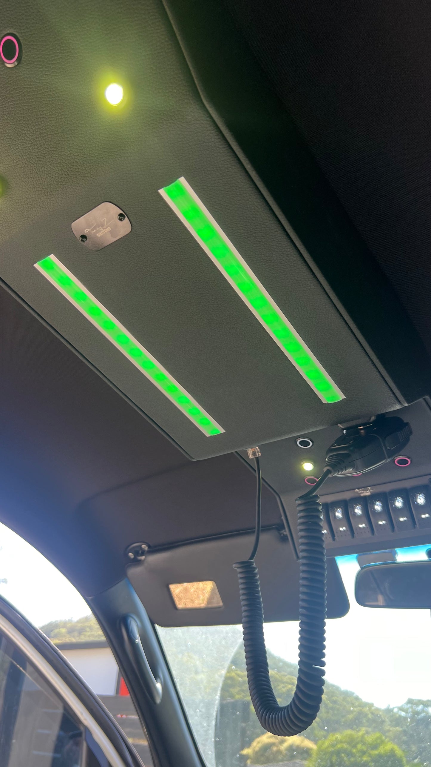 N70 HILUX Long Consoles